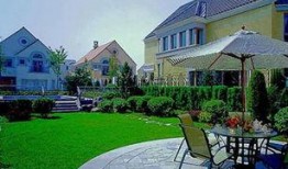 网友爆料王菲豪宅视频播放,奢华生活引网友热议