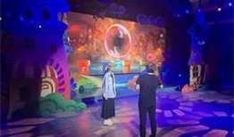 融创爆料脱口秀视频完整版,揭秘房地产内幕，笑谈行业风云